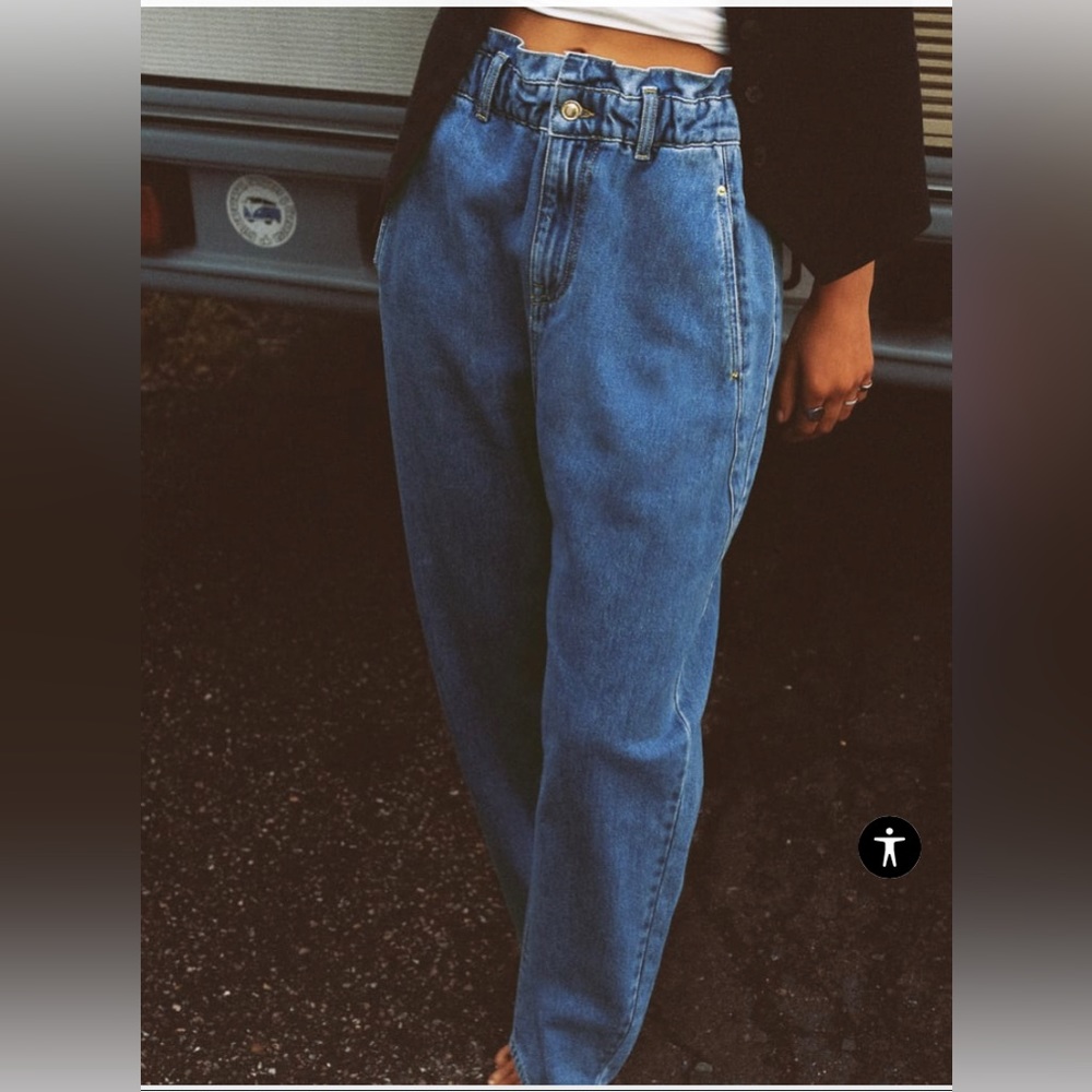 Zara HIGH-WAISTED PAPERBAG BAGGY JEANS